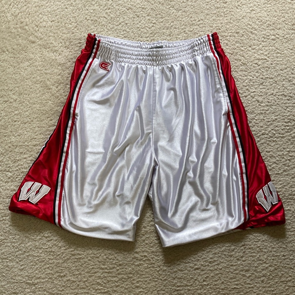 Colosseum Athletic Wisconsin Badgers Basketball Gym Shorts Men’s L